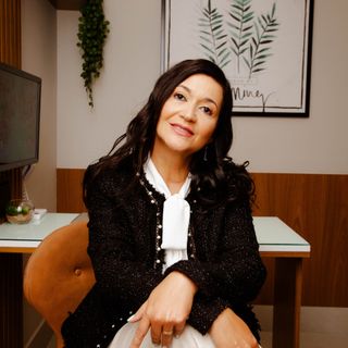 Dra. Diana Sales