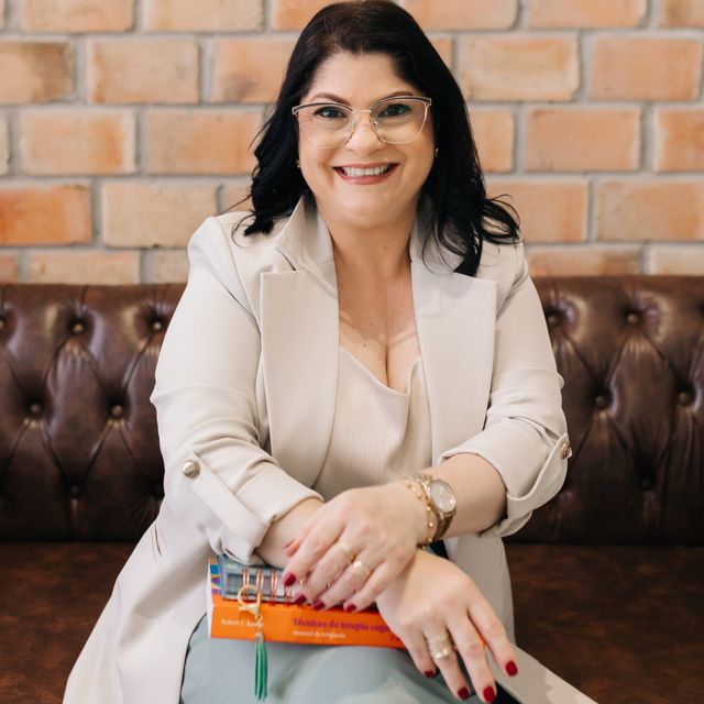 Lucineia Peres dos Santos, Psicólogo Criciúma