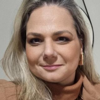 Ampliar imagem: Melissa Carla Armelin Corso Jannuzzi, Psicólogo Curitiba