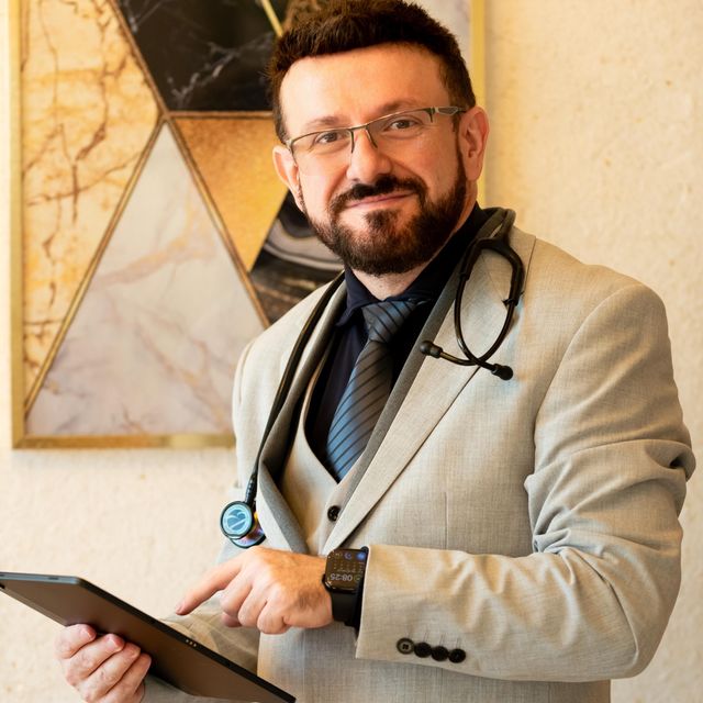 Israel Cintra Lugli, Nefrologista São Paulo