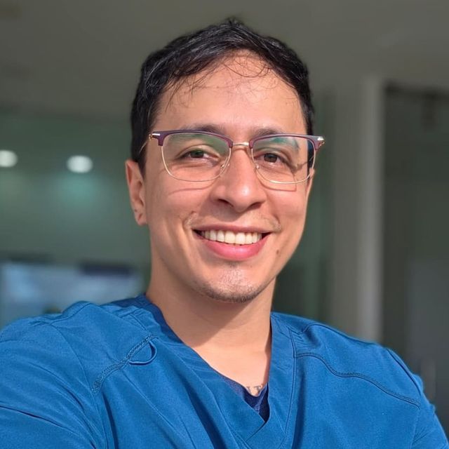 Jason Nicolas Caceres Jaimes, Odontólogo Floridablanca