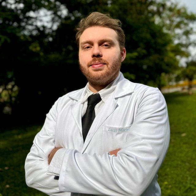 Lucas  Maciel Borges , Médico clínico geral Osasco