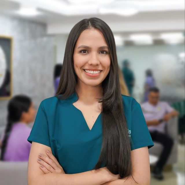 Valentina Aldana Ramos, Odontólogo Envigado