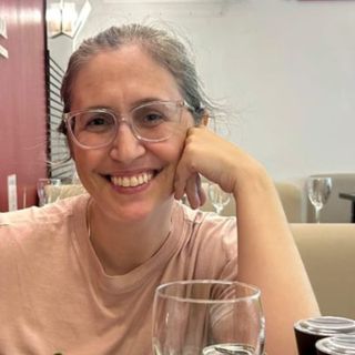 Ampliar imagem: Luine Baratto, Ginecologista Itajaí