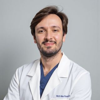 Ampliar imagem: Hugo Fialho, Neurocirurgião Barreirinhas