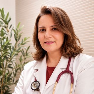 Luciana Lacerda E Silva, Nefrologista São Paulo