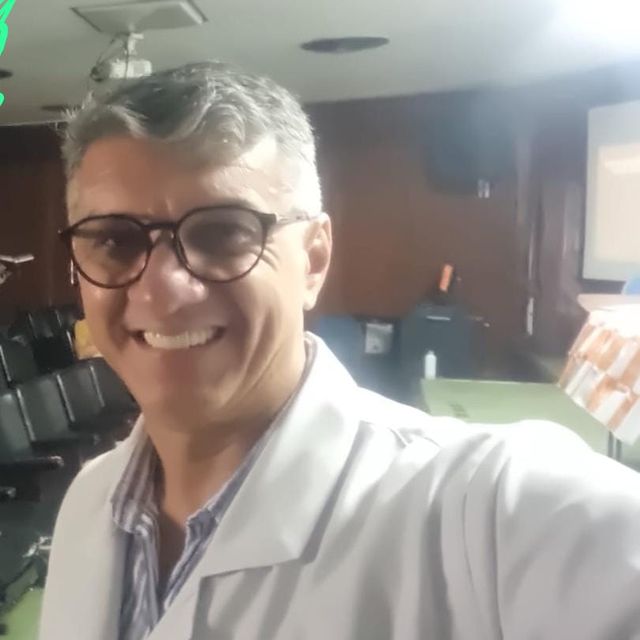 Jorge Miguel Serafim Campos, Pediatra Niterói