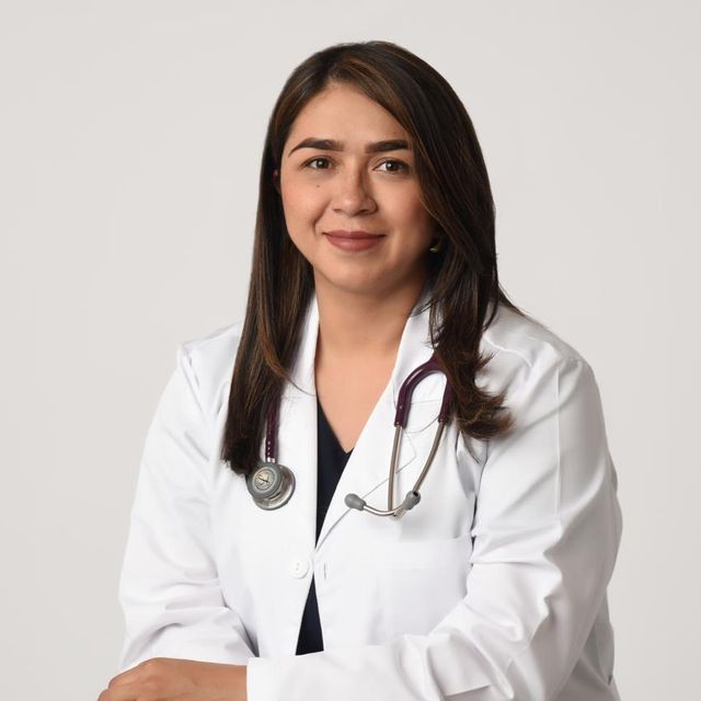 Jessica Andrea Cuervo Martínez, Internista Bogotá