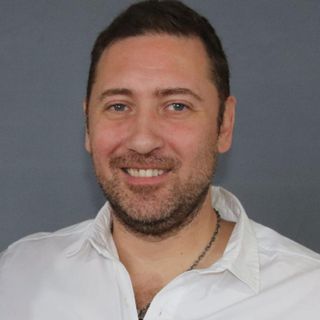 Acercar imagen: Raul J.R. Sánchez, Médico general y familiar Córdoba Capital