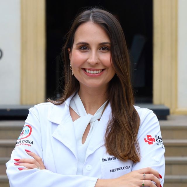 Marina Pazini Bomediano, Médico clínico geral Curitiba