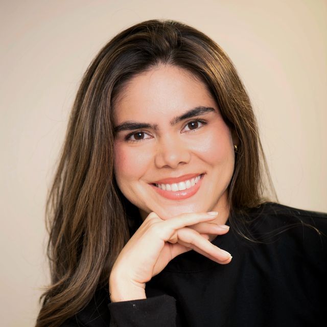 Laura Fajardo, Odontólogo Montería
