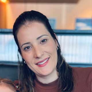 Caroline  De marco, Médico clínico geral Erechim