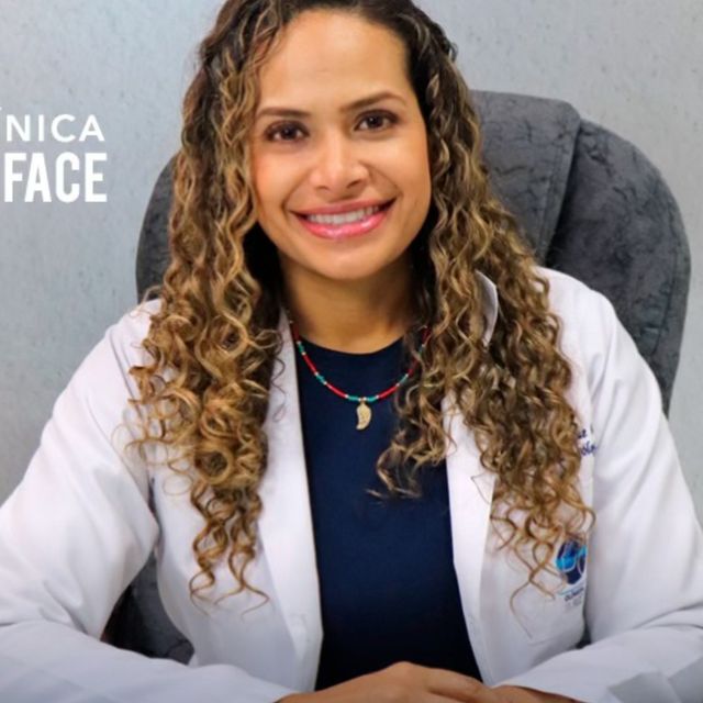 Paola Andrea Duque Aguirre, Otorrinolaringólogo Cali