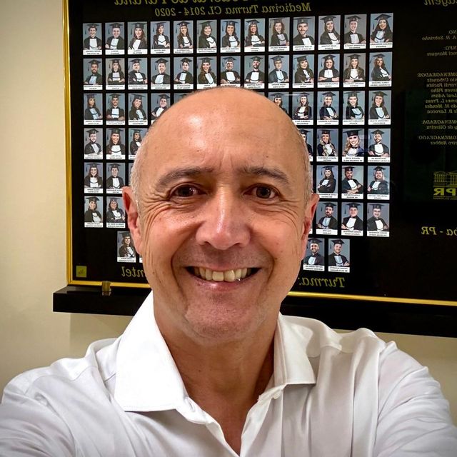 Akihito Urdiales, Cirurgião geral Curitiba