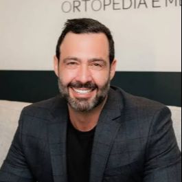 Juliano Paulo Fratezi, Ortopedista - Traumatologista Osasco