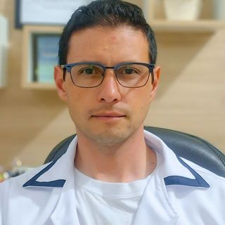 Ampliar imagem: Josias Fernandes, Terapeuta complementar Curitiba