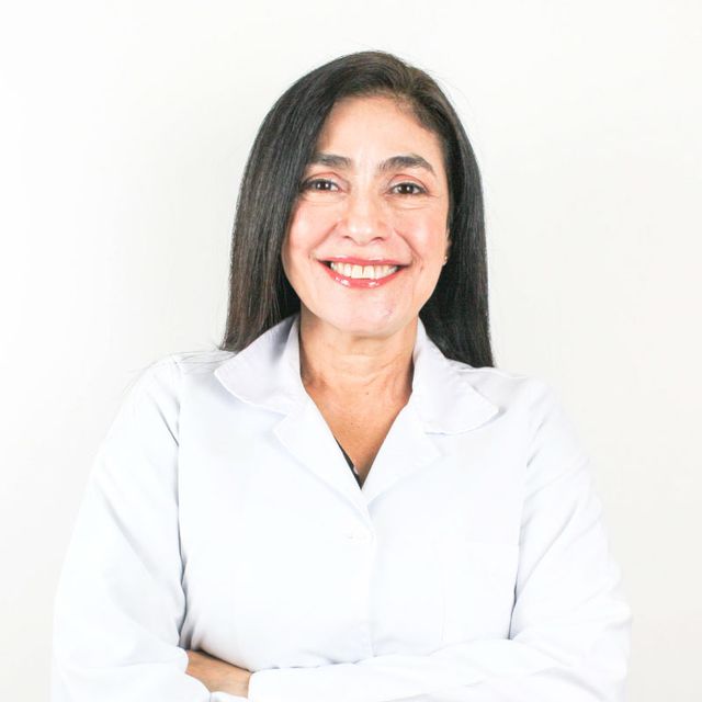 Luz Mary Rueda, Oftalmólogo Barranquilla