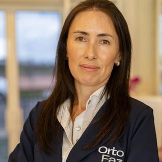 Ampliar imagem: Thieri  Drage Costa, Médico clínico geral Fazenda Rio Grande