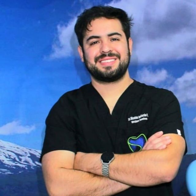 Nicolás Gallardo, Dentista Temuco