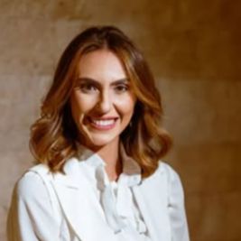 Mariana Martins Campbell Pena, Médico clínico geral Paracatu