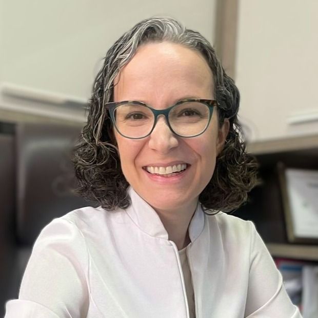 Helena Barbosa Lugão, Dermatologista Ribeirão Preto