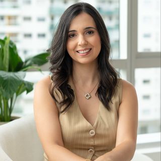 Dra. Camilla Ferreira Gonçalves