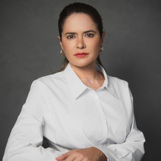 Loyane Bronzon, Otorrino Nova Lima