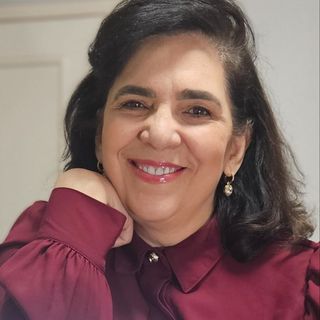 Angelica Da Silva Figueiredo, Ginecologista Catanduva