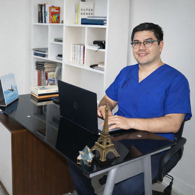 Christ Daniel Rocha Morales, Psicólogo Trujillo