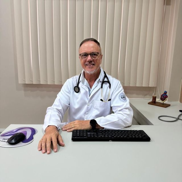 Eduardo  Webster, Cardiologista Guarapari