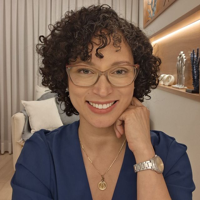 Isabella Ramos, Psicólogo Niterói
