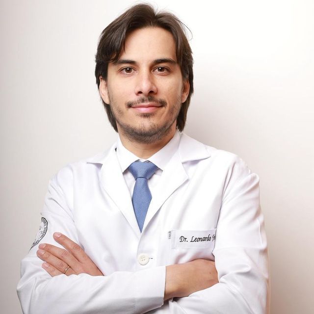 Leonardo  Franco, Neurocirurgião Arapongas