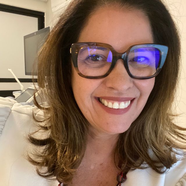 Renata Cristina Silva Trinta, Radiologista Brasília