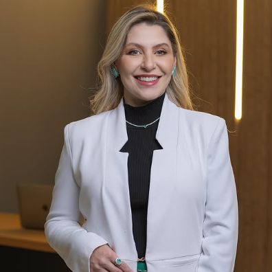 Kerla Santos, Oftalmologista São Paulo