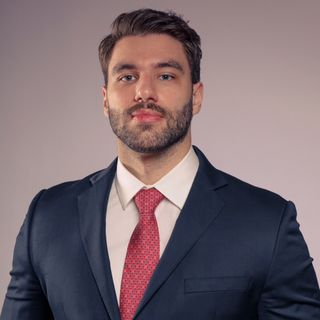 Vitor Zanatta, Cirurgião plástico São Paulo