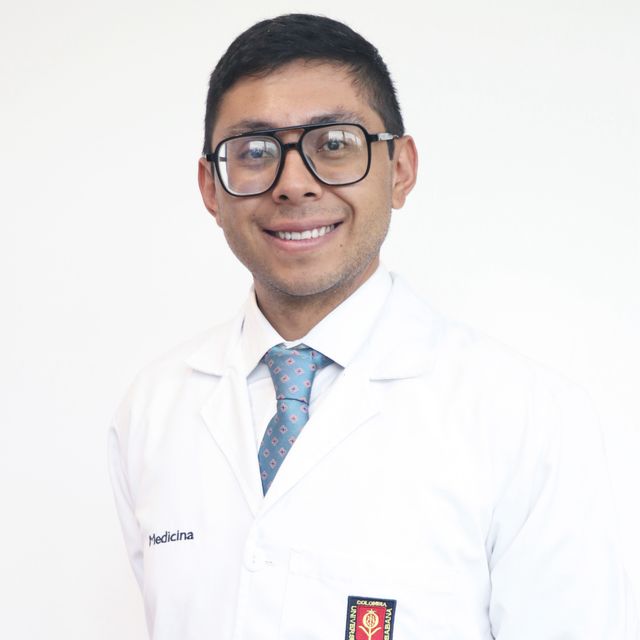 Cristian Andres Mesa Pedraza, Internista Cajicá