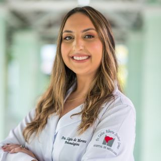 Ampliar imagem: Lígia  de Moraes Oliveira Cavalcante, Pneumologista Fortaleza