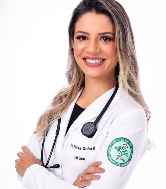 Natiéle Oliveira Santussi, Médico clínico geral Joinville