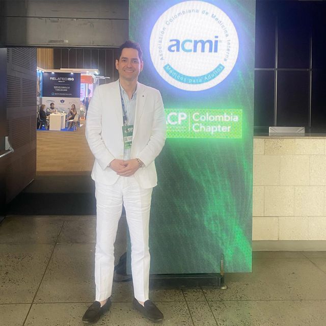 Jose de Jesus Alonso Gonzalez, Internista Bogotá