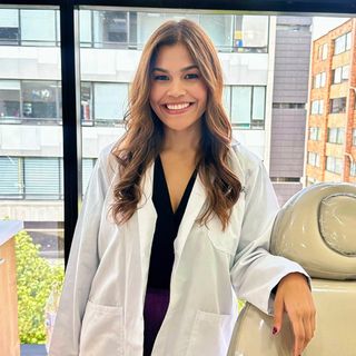 Acercar imagen: Astrid Carolina Romero Piñeres, Dermatólogo Bogotá