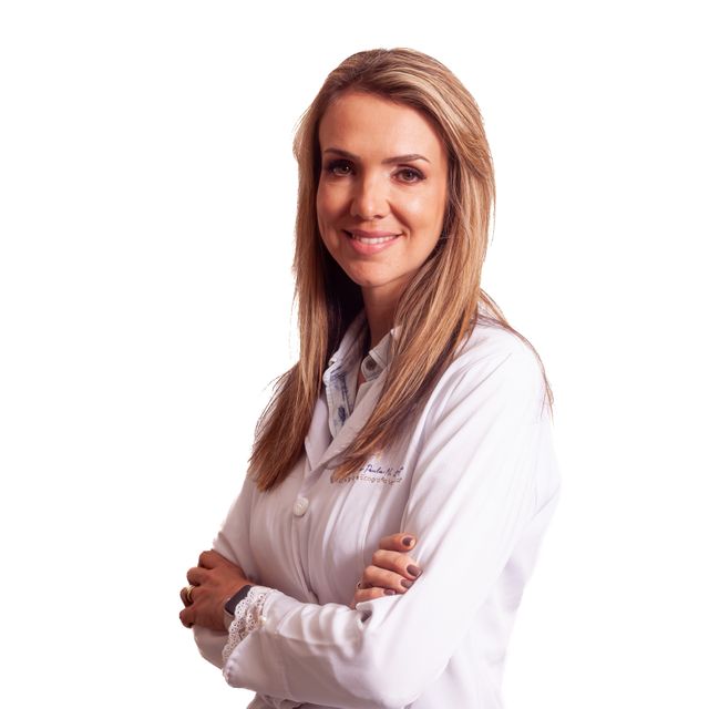 Ana Paula  Nudelmann Gubert, Cirurgião vascular Curitiba