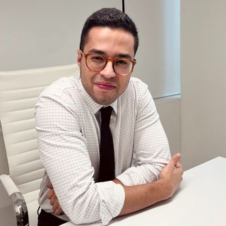 Dr. Lucas Martins Oliveira