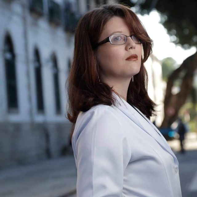 Larissa Karkow, Reumatologista Belo Horizonte