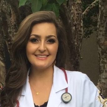 Viviane  Ines Nahas, Nefrologista Santos