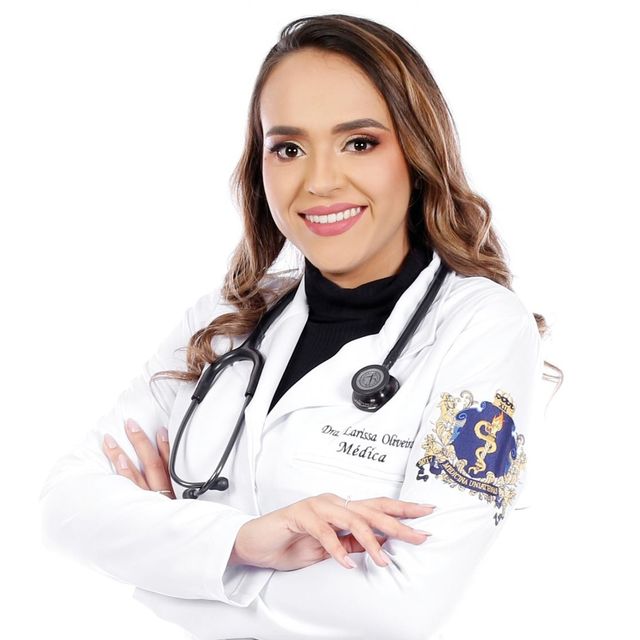 Larissa  de Oliveira Garcia, Ginecologista Paracatu