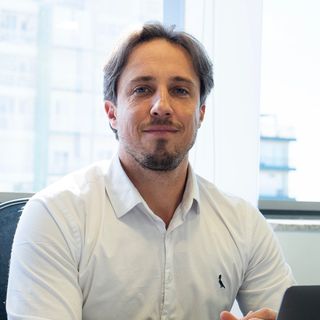 Rafael Radins, Dentista Porto Alegre