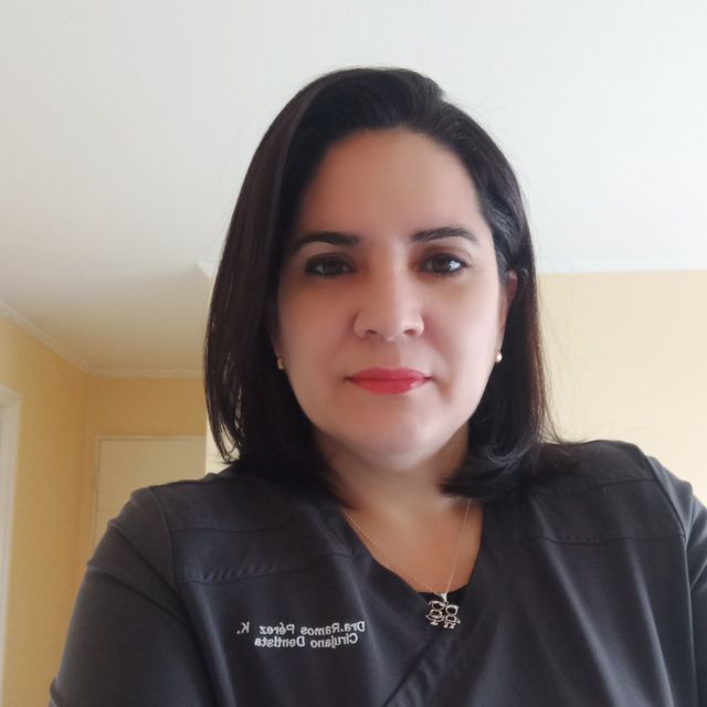 Katiuska Ramos Pérez, Dentista Santiago