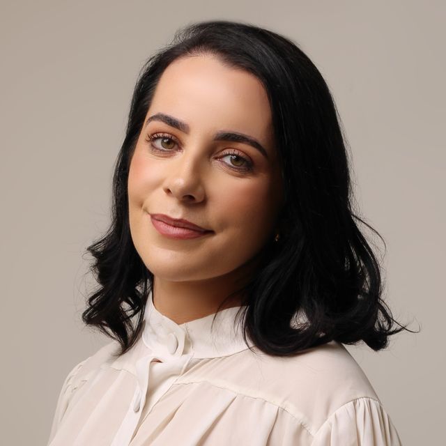 Ludmyla Torres, Dentista Viçosa