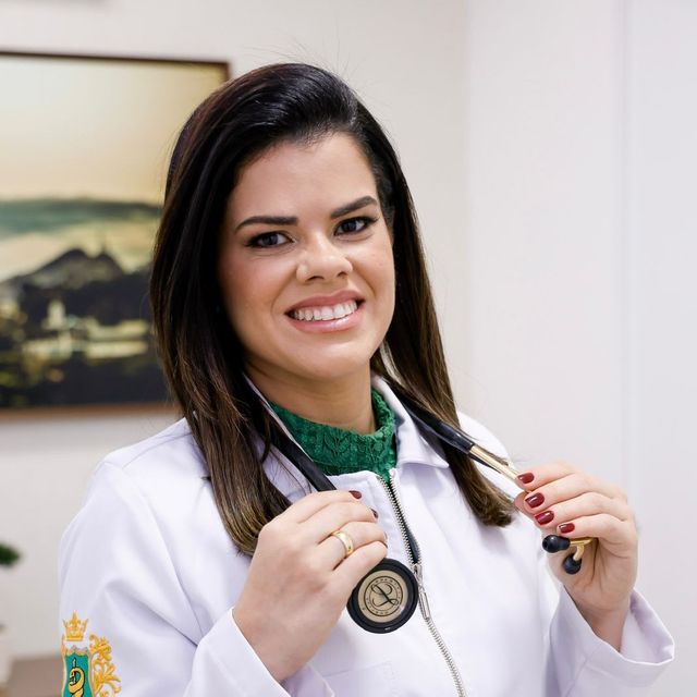 Aiane Xavier  Felipe Batalha, Nutrólogo Ipatinga
