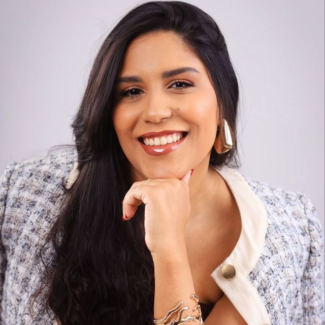Adélia Gomes, Generalista Lauro de Freitas